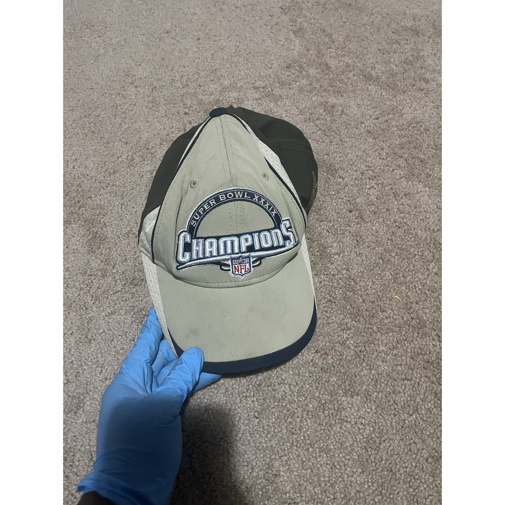 Vintage Reebok Locker room Super Bowl XXXIX New England Patriots Hat